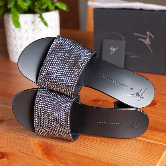 Giuseppe Zanotti Crystal Embellished Mules - Picture 6 of 10